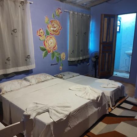 Quarto Rosas 2 A 5 Pessoas Centro Praia Do Pontal باراتي المظهر الخارجي الصورة